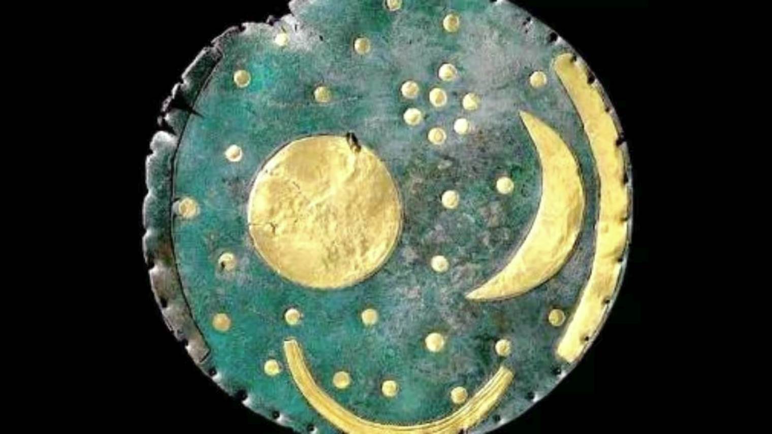 Disque de Nebra en Allemagne vieux de 3 600 ans.