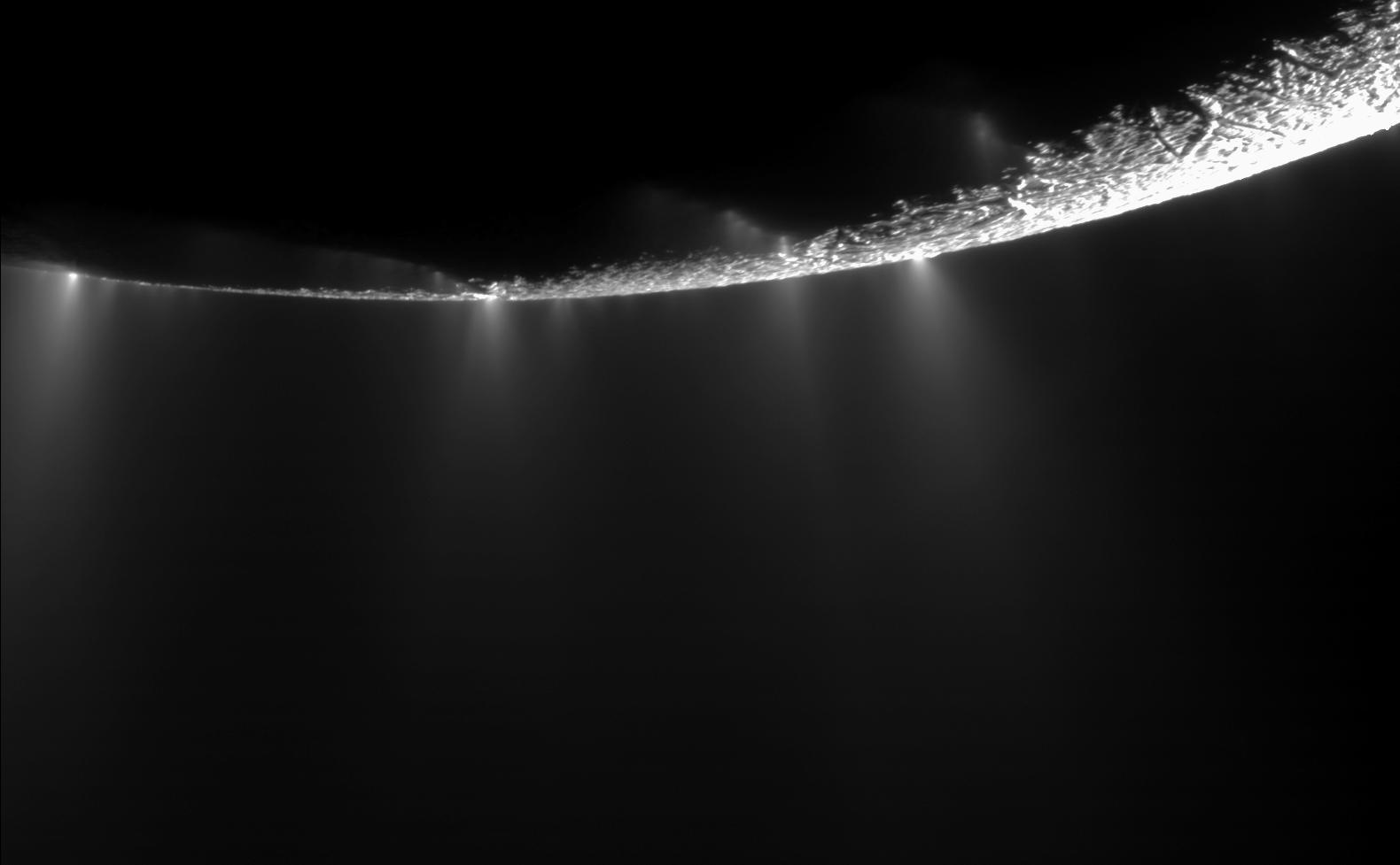 Encelade, lune de Saturne.