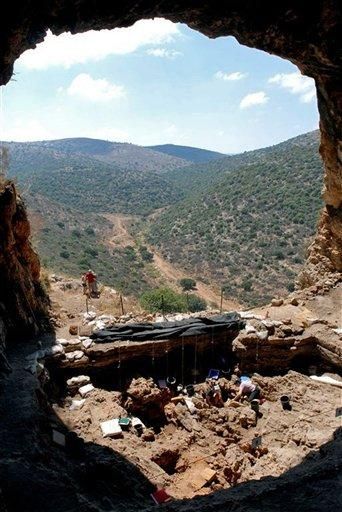 Sépulture d'une femme-chamane en Israël
