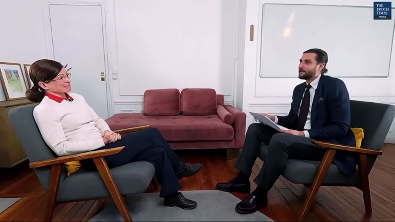 Les étudiants en licende ne savent pas é,crire le mot 'licence' (Interview d'Aude Denizot par le journaliste Henri-Michel Thalamy).