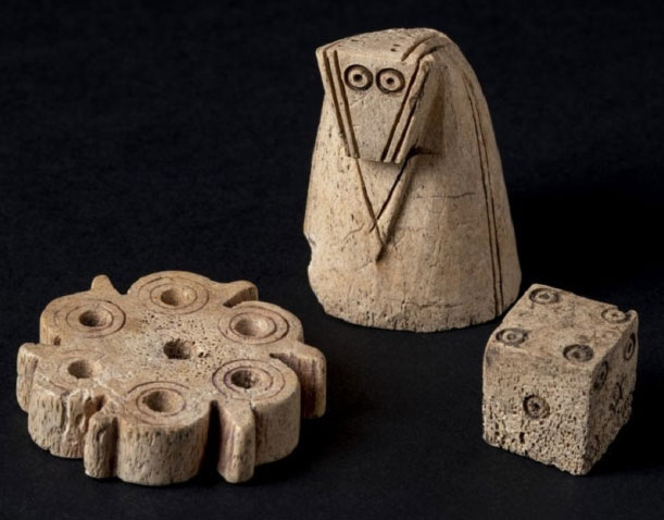 Pièce de jeu d'é,checs en Allemagne, vieux de 800 ans.