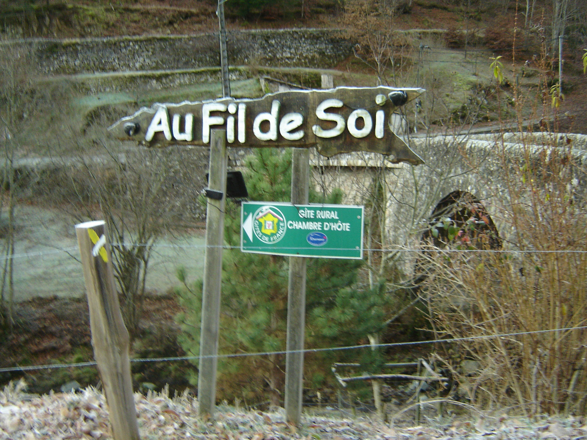 Au Fil De Soi à Issamoulenc, au bord de l'Auzène, dans l'Ardèche en France.