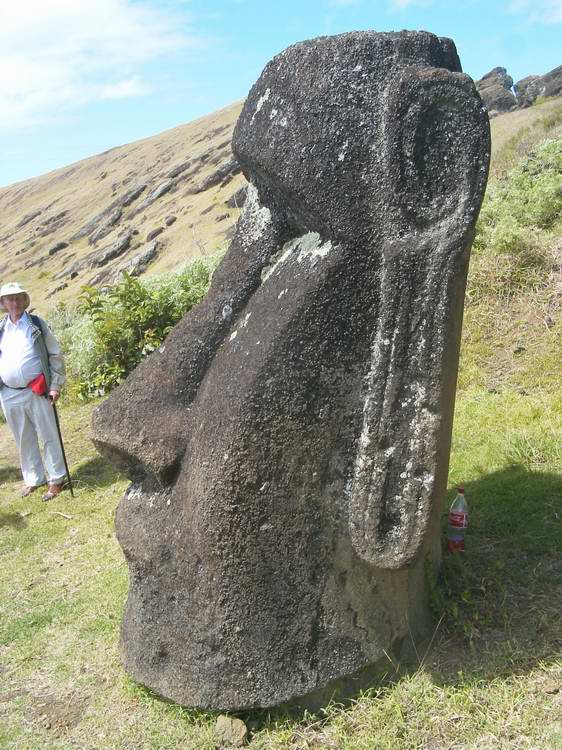 Moaï du Rano-Raraku