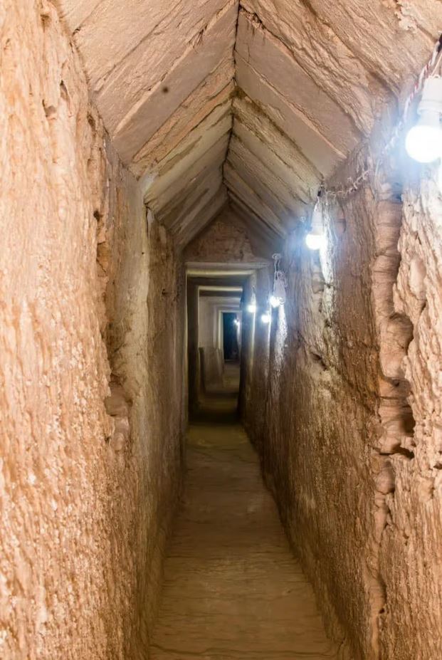 Tunnel sous le temple de Taposiris Magna, près d'Alexandrie en Egypte.