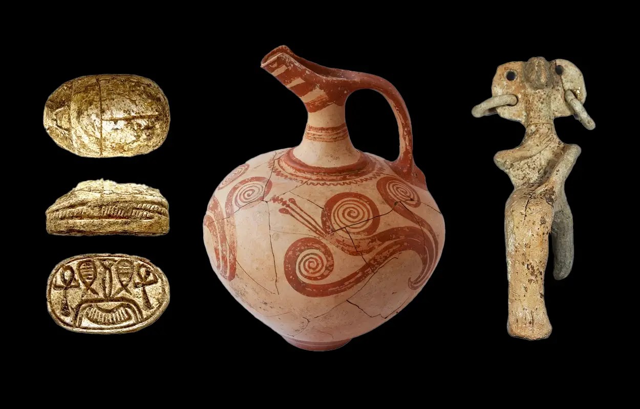 Vases en céramiques dans trois sépultures à Chypre, il y a 3 500 ans.